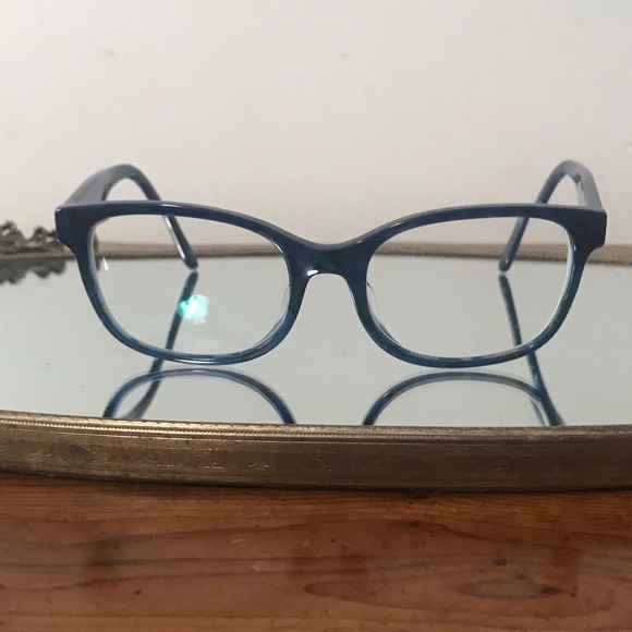 ✔️Authentic Burberry Eye Glasses 👓 - Picture 5 of 11